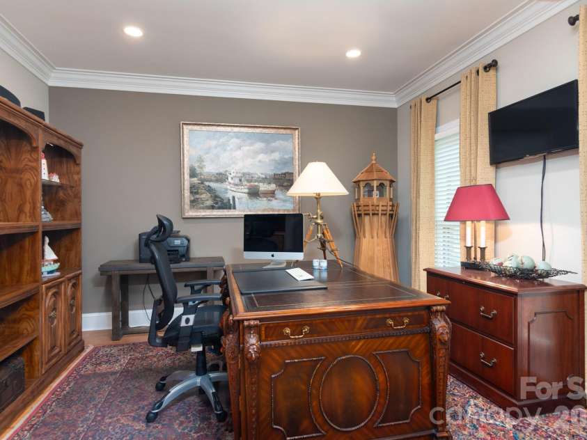 19223 Stableford Lane, Cornelius, NC 28031.  MLS# CAR4395781, YatesRealty ID 35371. Office
