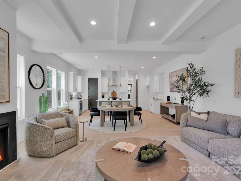 5615 Lantana Avenue, Charlotte, NC 28212.  MLS# CAR4314680, YatesRealty ID 35375. 