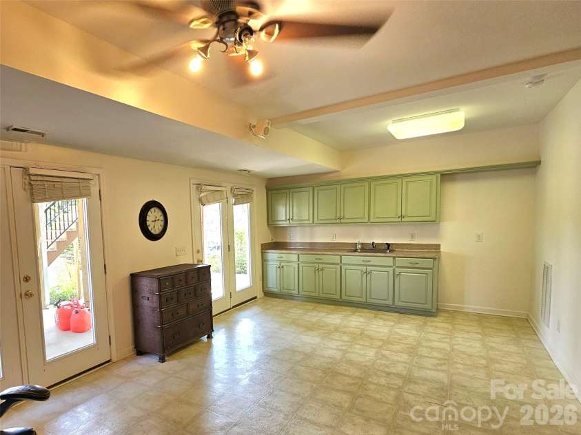3526 Pinehaven Drive, New London, NC 28127.  MLS# CAR4397481, YatesRealty ID 35376. 