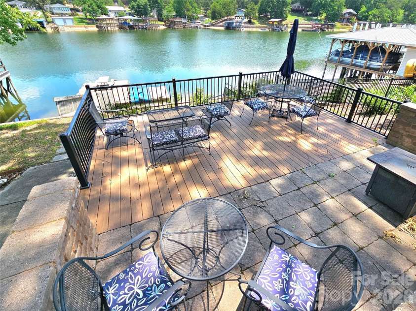 3526 Pinehaven Drive, New London, NC 28127.  MLS# CAR4397481, YatesRealty ID 35376. 