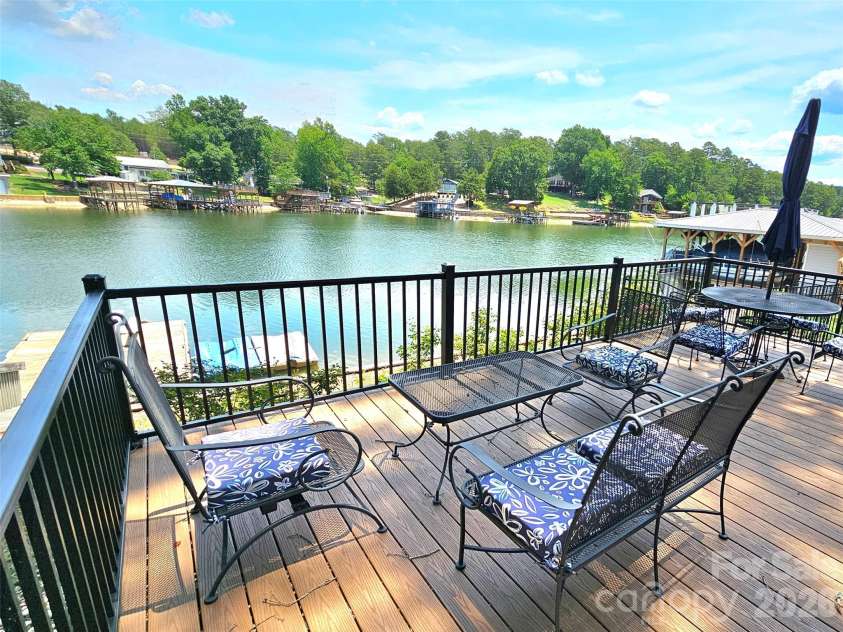 3526 Pinehaven Drive, New London, NC 28127.  MLS# CAR4397481, YatesRealty ID 35376. 