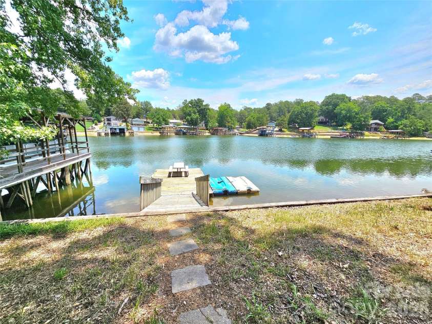 3526 Pinehaven Drive, New London, NC 28127.  MLS# CAR4397481, YatesRealty ID 35376. 