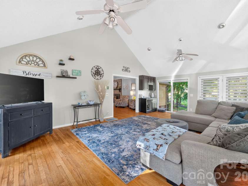 103 Chateau Drive, Gastonia, NC 28056.  MLS# CAR4399434, YatesRealty ID 35378. 
