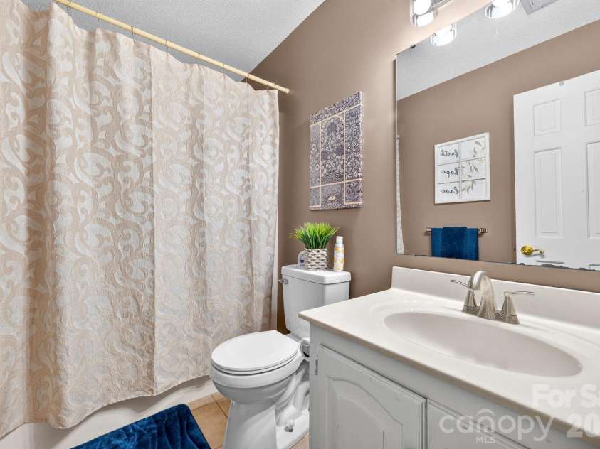 103 Chateau Drive, Gastonia, NC 28056.  MLS# CAR4399434, YatesRealty ID 35378. 