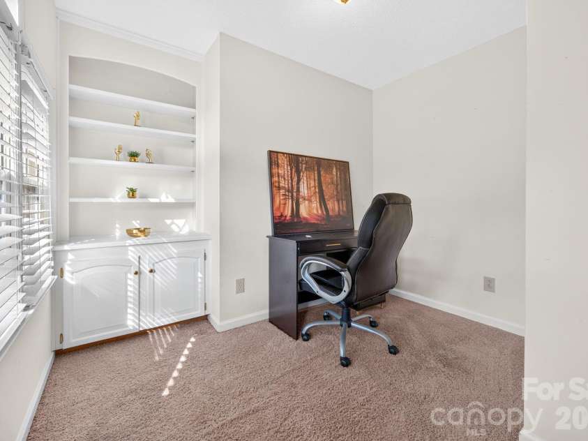 103 Chateau Drive, Gastonia, NC 28056.  MLS# CAR4399434, YatesRealty ID 35378. 