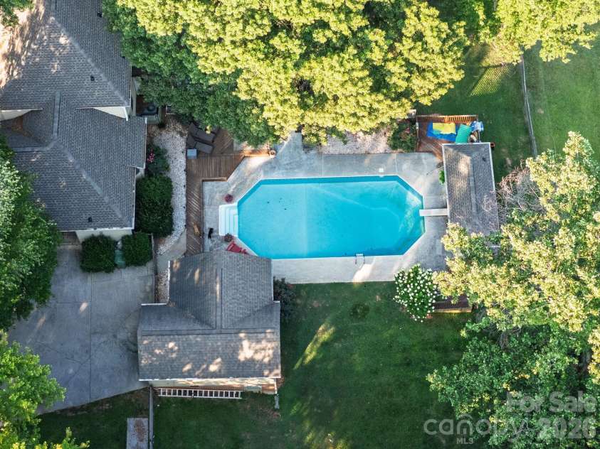 103 Chateau Drive, Gastonia, NC 28056.  MLS# CAR4399434, YatesRealty ID 35378. 