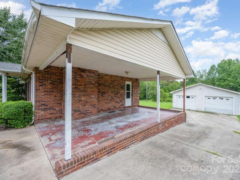 132 Hicks Road, Grover, NC 28073.  MLS# CAR4288524, YatesRealty ID 35378. 