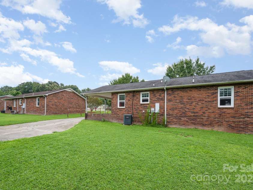 132 Hicks Road, Grover, NC 28073.  MLS# CAR4288524, YatesRealty ID 35378. 