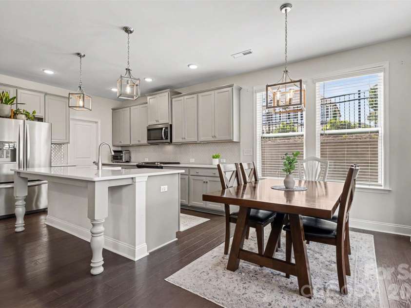 6247 Six String Court, Fort Mill, SC 29708.  MLS# CAR4337495, YatesRealty ID 35379. Dining area