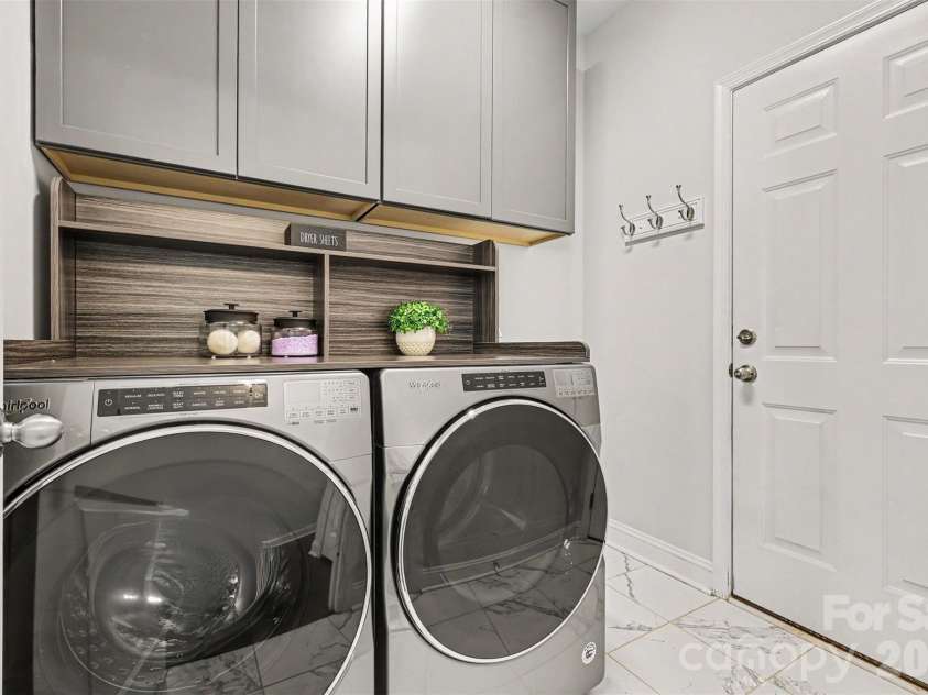 6247 Six String Court, Fort Mill, SC 29708.  MLS# CAR4337495, YatesRealty ID 35379. Laundry room on main level