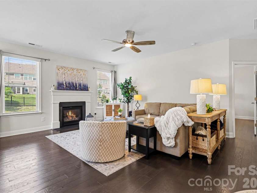 6247 Six String Court, Fort Mill, SC 29708.  MLS# CAR4337495, YatesRealty ID 35379. Living room