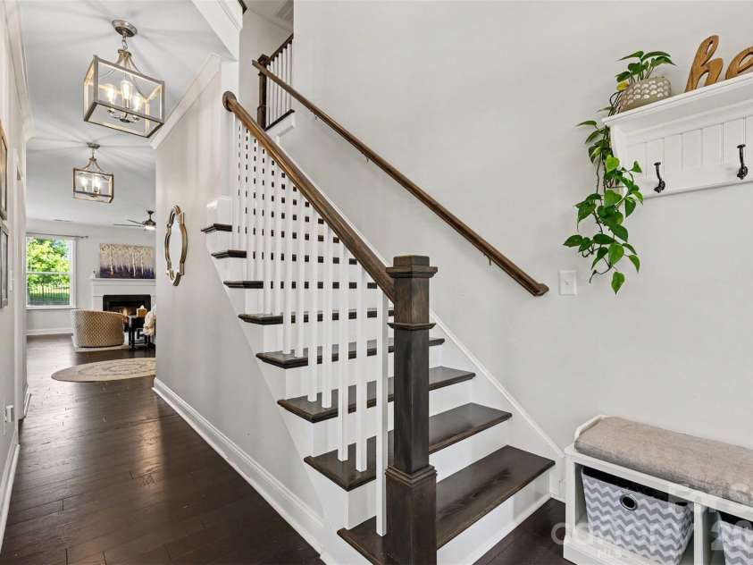 6247 Six String Court, Fort Mill, SC 29708.  MLS# CAR4337495, YatesRealty ID 35379. Two-story foyer
