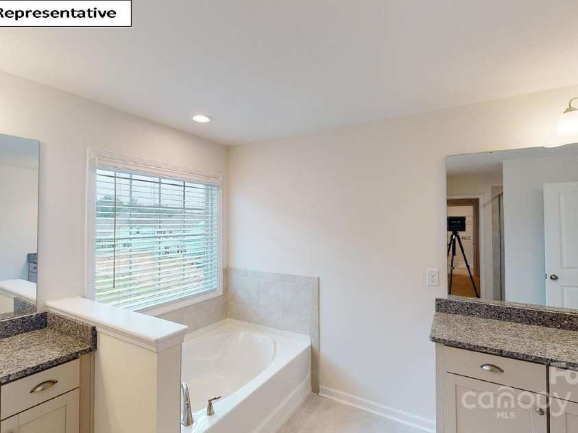 7172 Sylvan Retreat Drive, Denver, NC 28037.  MLS# CAR4271190, YatesRealty ID 35379. 