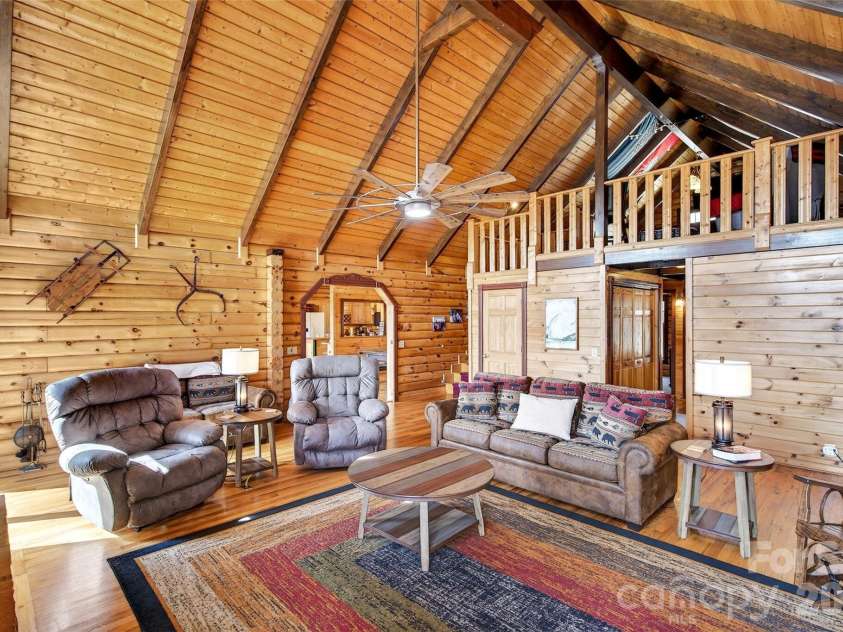 542 Allen Mountain Lane, Spruce Pine, NC 28777.  MLS# CAR4354824, YatesRealty ID 3538. 