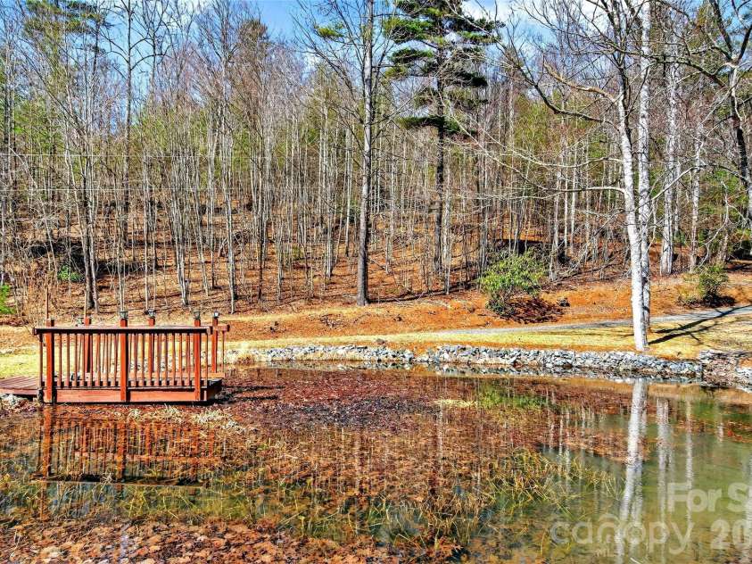 542 Allen Mountain Lane, Spruce Pine, NC 28777.  MLS# CAR4354824, YatesRealty ID 3538. 