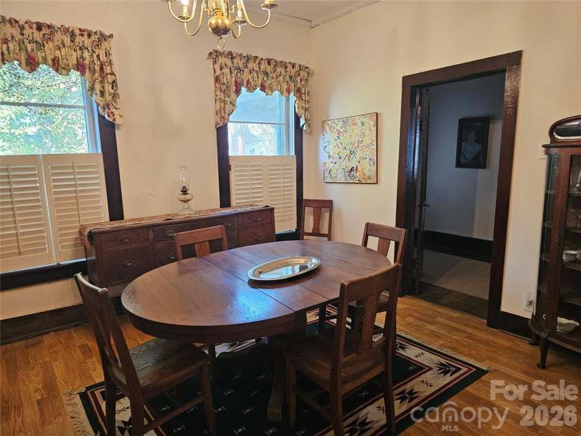 711 Chesterfield Avenue, Lancaster, SC 29720.  MLS# CAR4309503, YatesRealty ID 3538. 