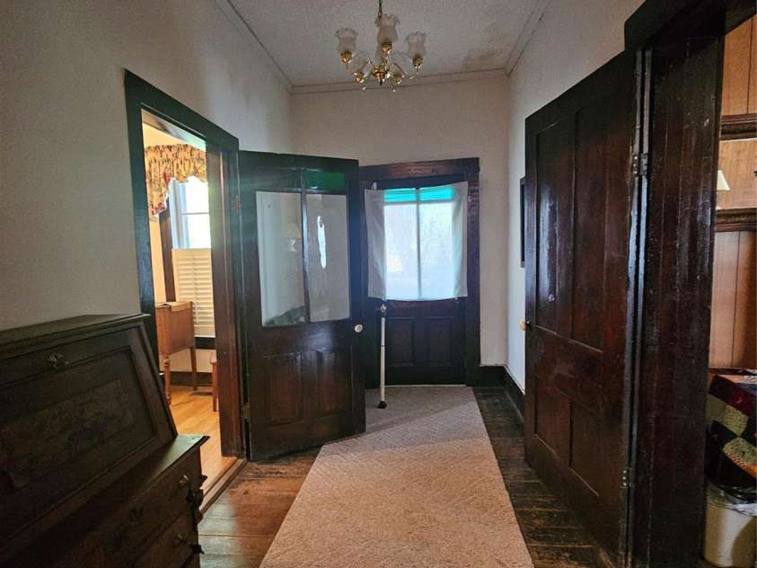 711 Chesterfield Avenue, Lancaster, SC 29720.  MLS# CAR4309503, YatesRealty ID 3538. 