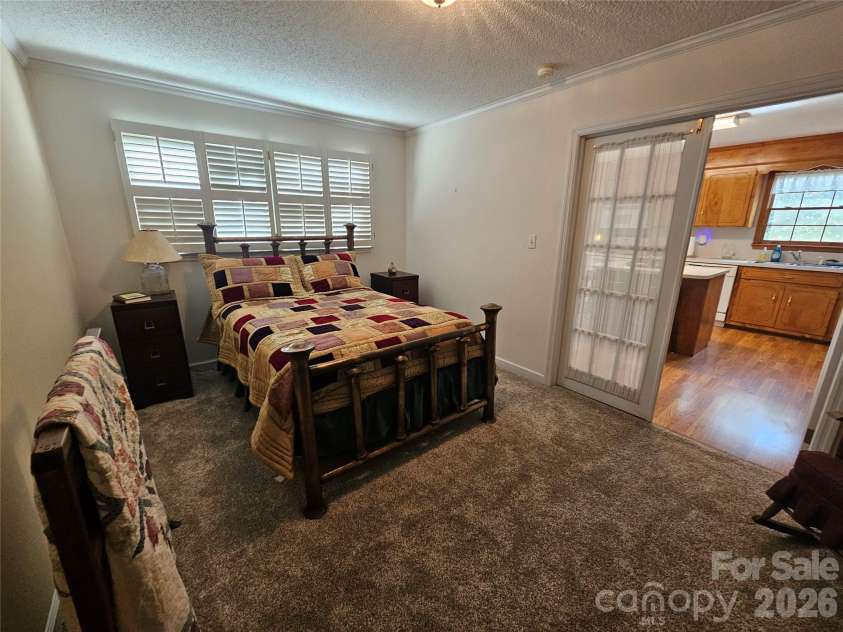 711 Chesterfield Avenue, Lancaster, SC 29720.  MLS# CAR4309503, YatesRealty ID 3538. 