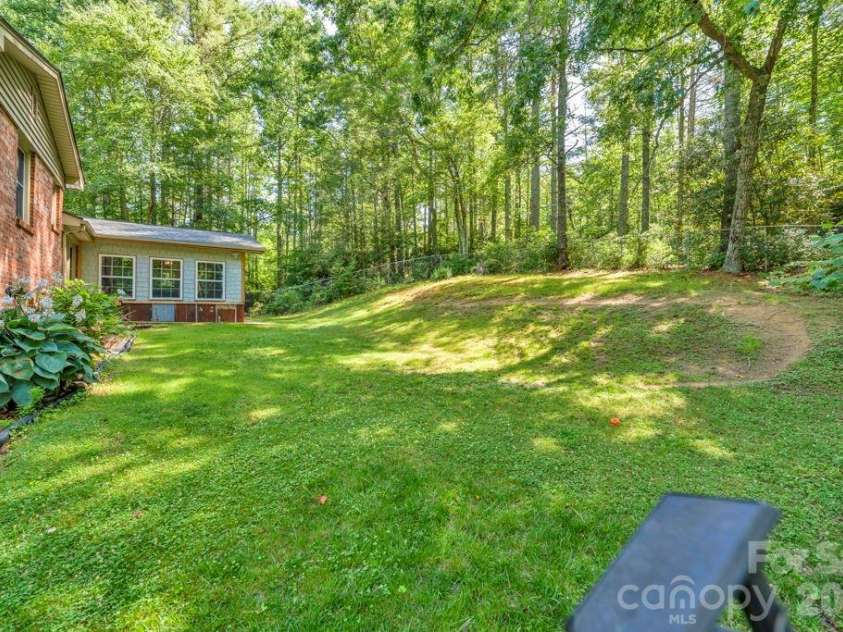 1199 Deer Park Lake Road, Spruce Pine, NC 28777.  MLS# CAR4400784, YatesRealty ID 35380. 