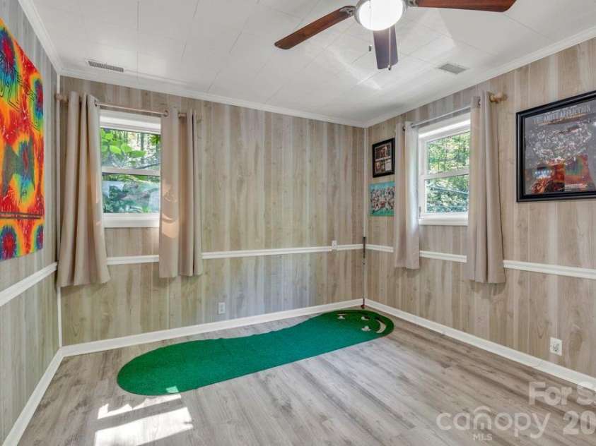 1199 Deer Park Lake Road, Spruce Pine, NC 28777.  MLS# CAR4400784, YatesRealty ID 35380. 