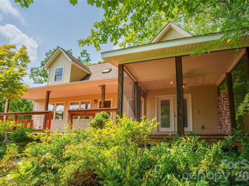 847 Lakeside Drive, Hendersonville, NC 28739.  MLS# CAR4398073, YatesRealty ID 35381. Screen porch off primary