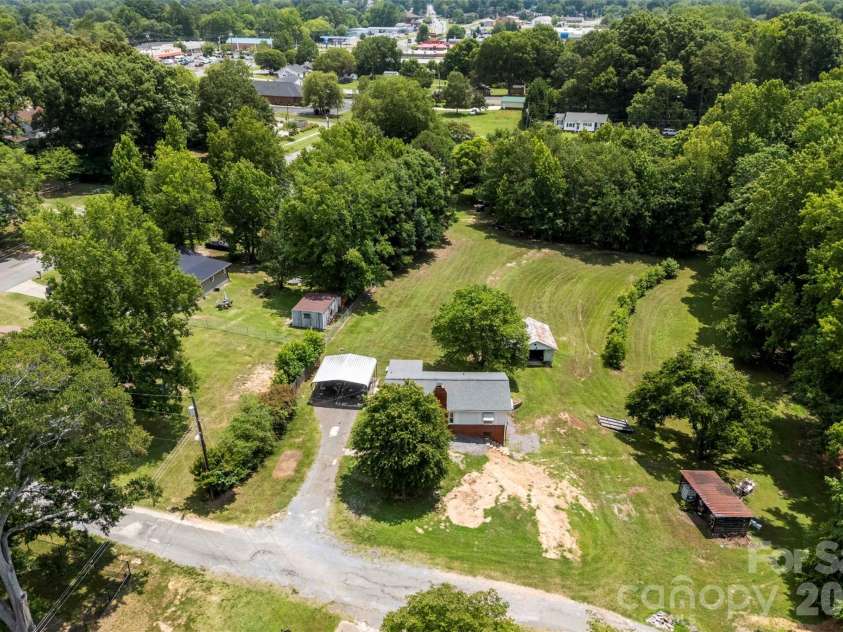 1302 Gold Street Extension, Kings Mountain, NC 28086.  MLS# CAR4399450, YatesRealty ID 35382. 