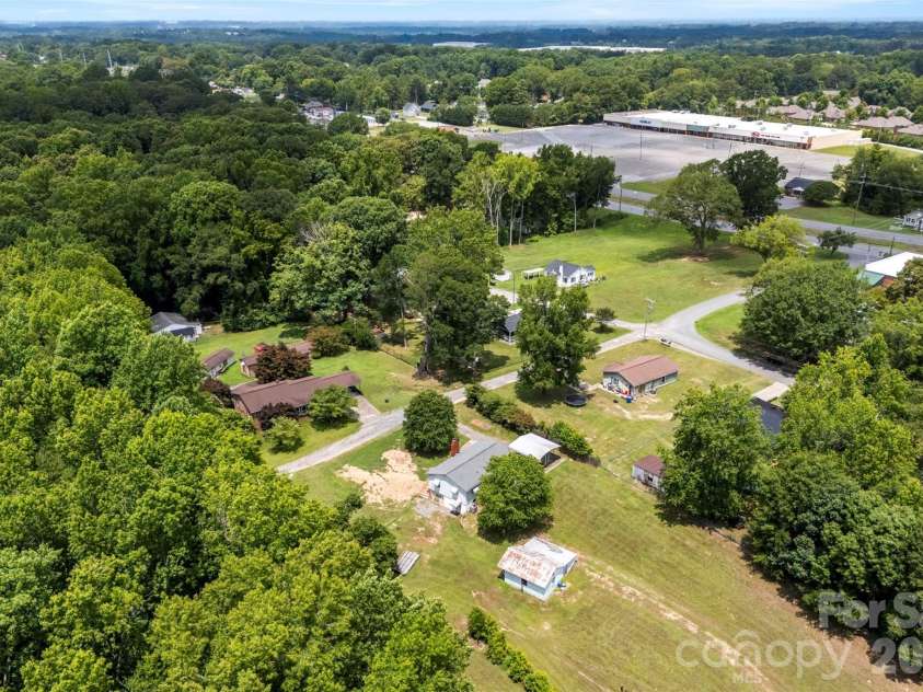 1302 Gold Street Extension, Kings Mountain, NC 28086.  MLS# CAR4399450, YatesRealty ID 35382. 