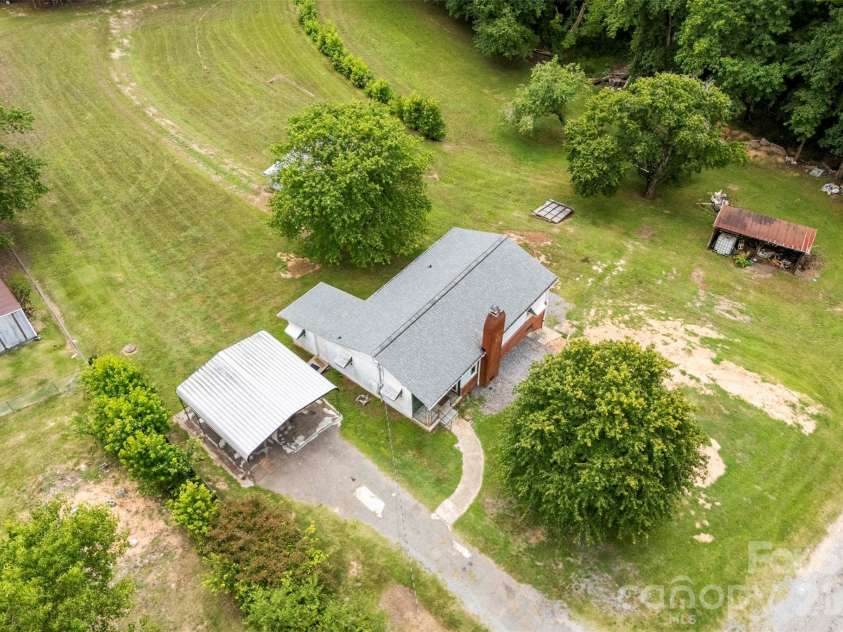 1302 Gold Street Extension, Kings Mountain, NC 28086.  MLS# CAR4399450, YatesRealty ID 35382. 