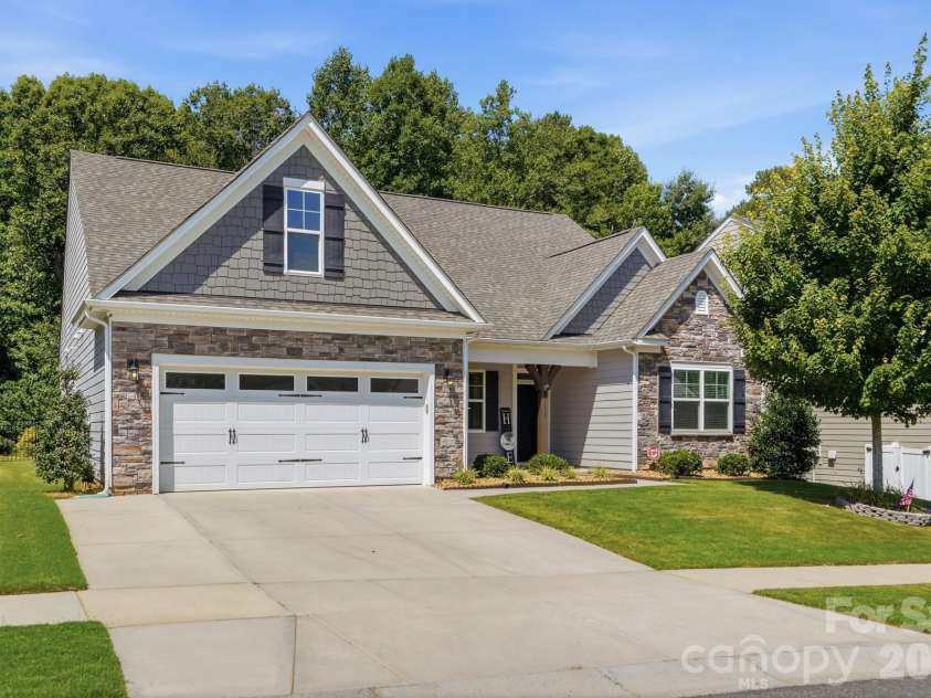 5111 Devonshire Road, Denver, NC 28037.  MLS# CAR4399324, YatesRealty ID 35384. 