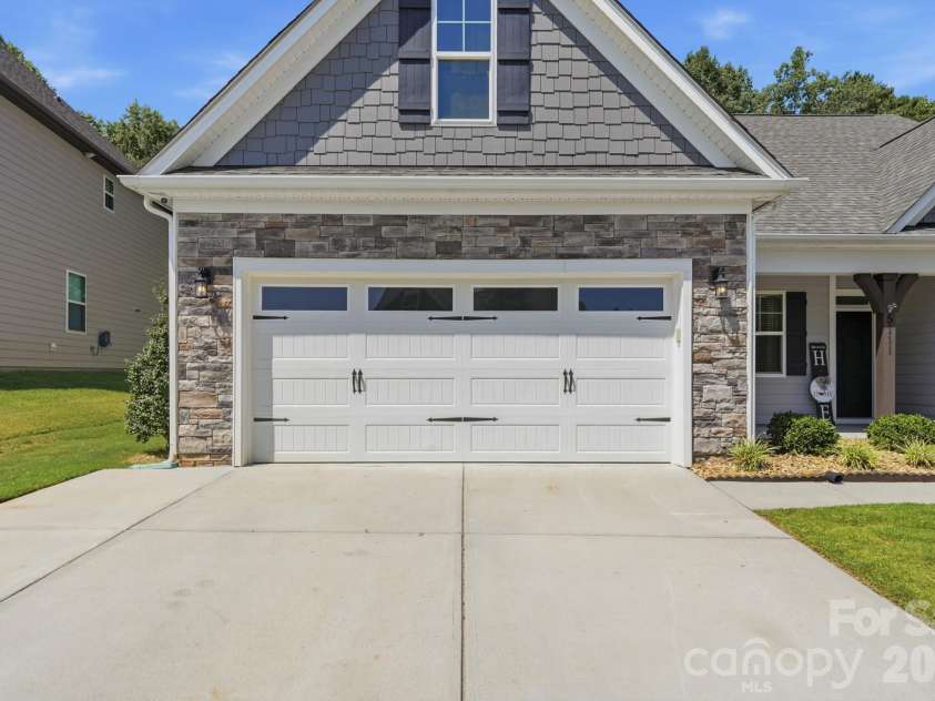 5111 Devonshire Road, Denver, NC 28037.  MLS# CAR4399324, YatesRealty ID 35384. 