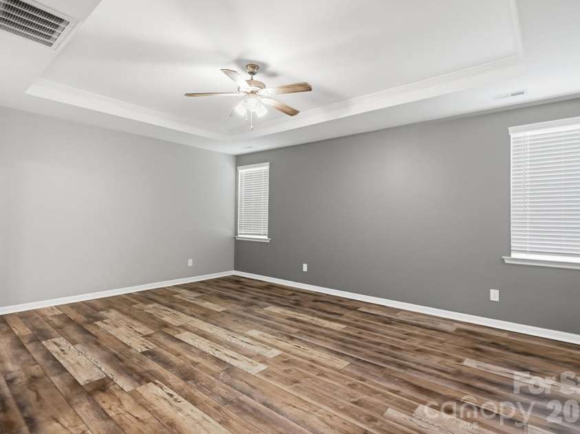 5111 Devonshire Road, Denver, NC 28037.  MLS# CAR4399324, YatesRealty ID 35384. Primary Bedroom