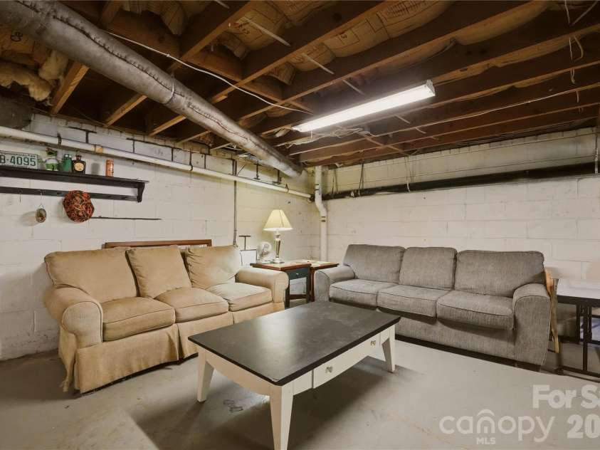 520 Eastway Avenue, Kannapolis, NC 28083.  MLS# CAR4396055, YatesRealty ID 35385. Potential for additional living space or all of the entertaining.