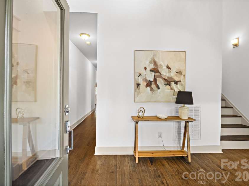 2530 Bay Street, Charlotte, NC 28205.  MLS# CAR4395008, YatesRealty ID 35388. 