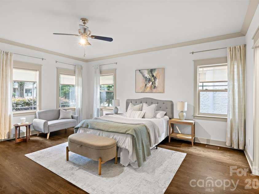 2530 Bay Street, Charlotte, NC 28205.  MLS# CAR4395008, YatesRealty ID 35388. 