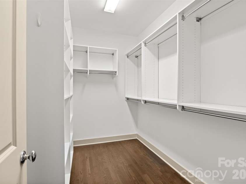 2530 Bay Street, Charlotte, NC 28205.  MLS# CAR4395008, YatesRealty ID 35388. 