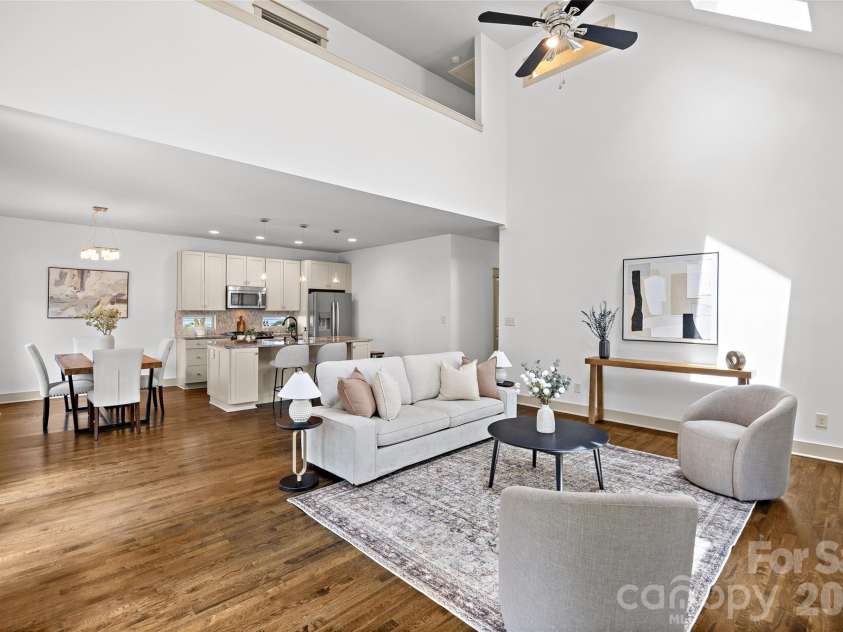 2530 Bay Street, Charlotte, NC 28205.  MLS# CAR4395008, YatesRealty ID 35388. 
