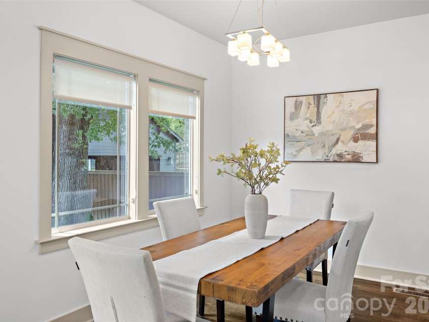 2530 Bay Street, Charlotte, NC 28205.  MLS# CAR4395008, YatesRealty ID 35388. 