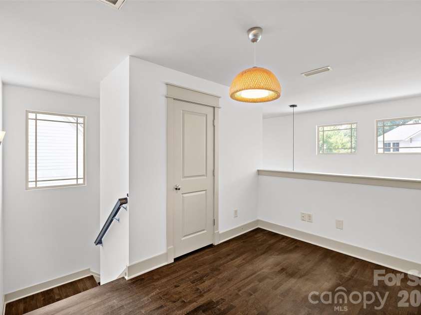 2530 Bay Street, Charlotte, NC 28205.  MLS# CAR4395008, YatesRealty ID 35388. 
