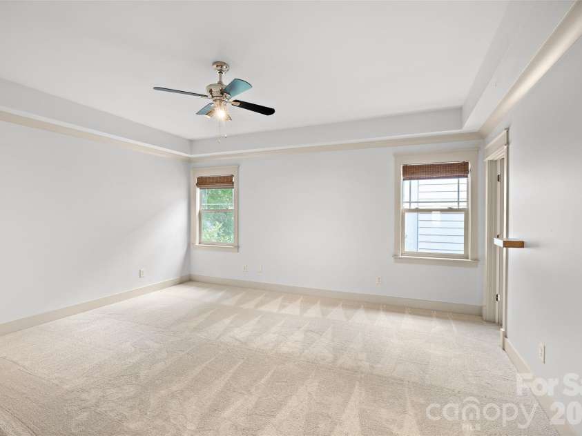 2530 Bay Street, Charlotte, NC 28205.  MLS# CAR4395008, YatesRealty ID 35388. 