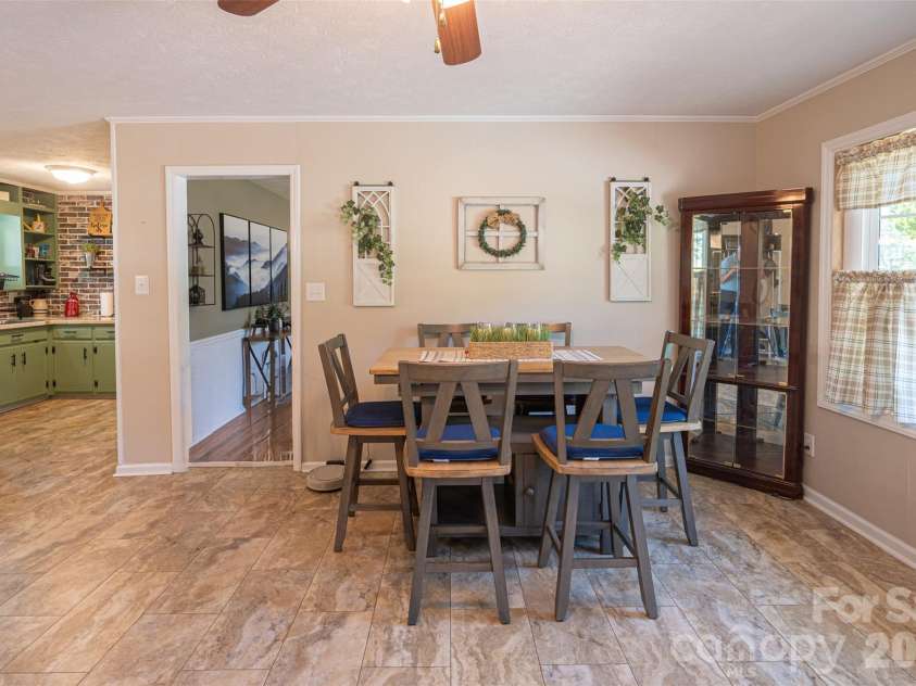 1928 Marigold Lane, Hudson, NC 28638.  MLS# CAR4397368, YatesRealty ID 35389. 