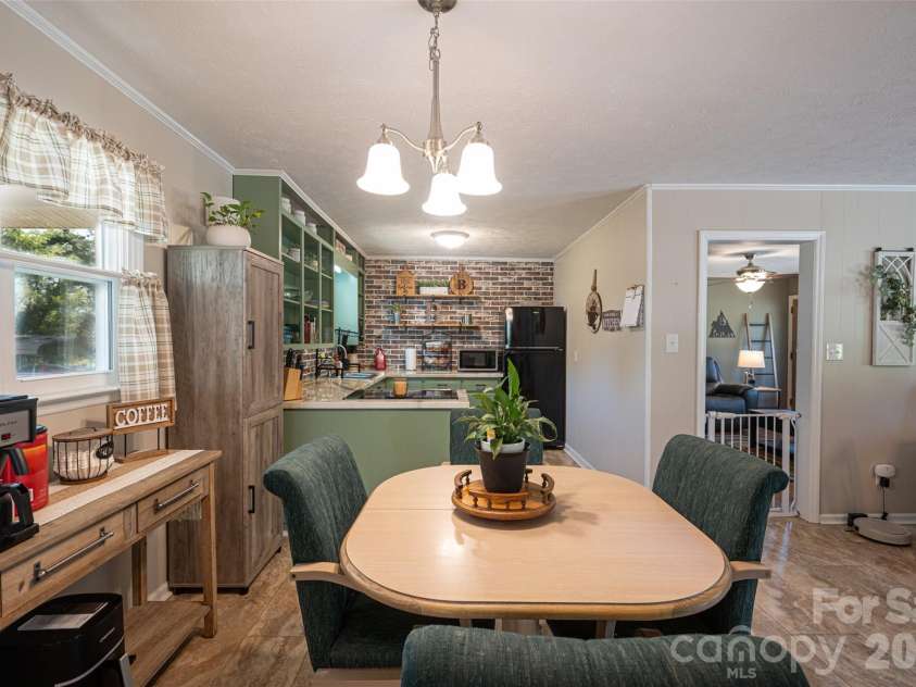 1928 Marigold Lane, Hudson, NC 28638.  MLS# CAR4397368, YatesRealty ID 35389. 
