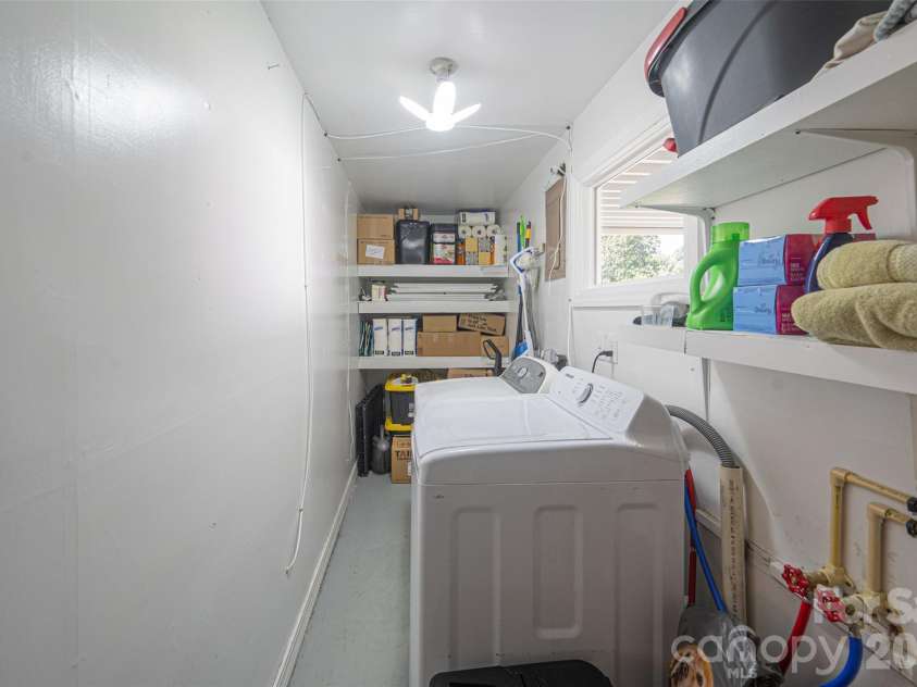 1928 Marigold Lane, Hudson, NC 28638.  MLS# CAR4397368, YatesRealty ID 35389. 