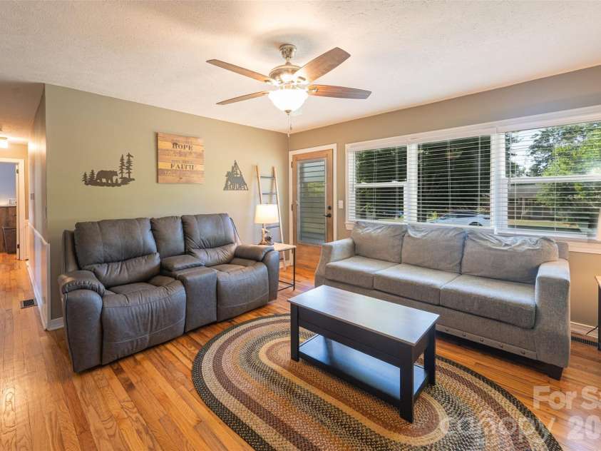 1928 Marigold Lane, Hudson, NC 28638.  MLS# CAR4397368, YatesRealty ID 35389. 