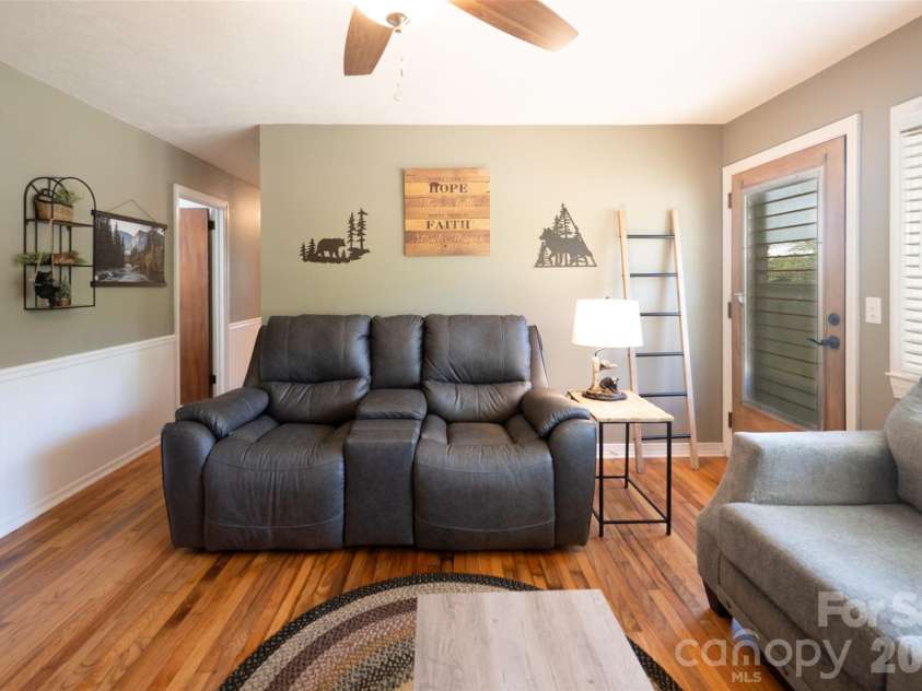 1928 Marigold Lane, Hudson, NC 28638.  MLS# CAR4397368, YatesRealty ID 35389. 