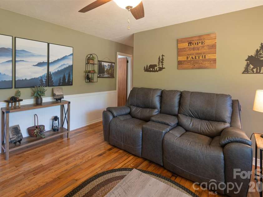 1928 Marigold Lane, Hudson, NC 28638.  MLS# CAR4397368, YatesRealty ID 35389. 
