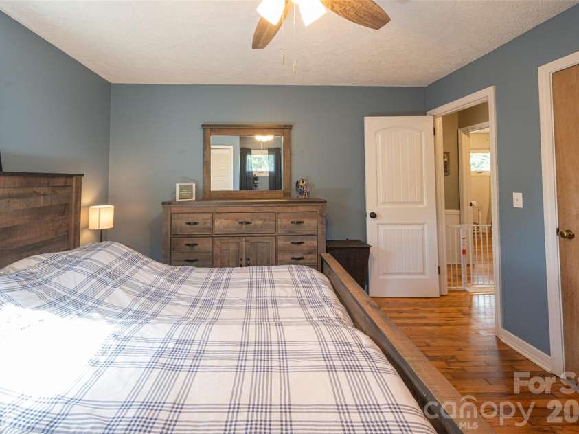 1928 Marigold Lane, Hudson, NC 28638.  MLS# CAR4397368, YatesRealty ID 35389. 