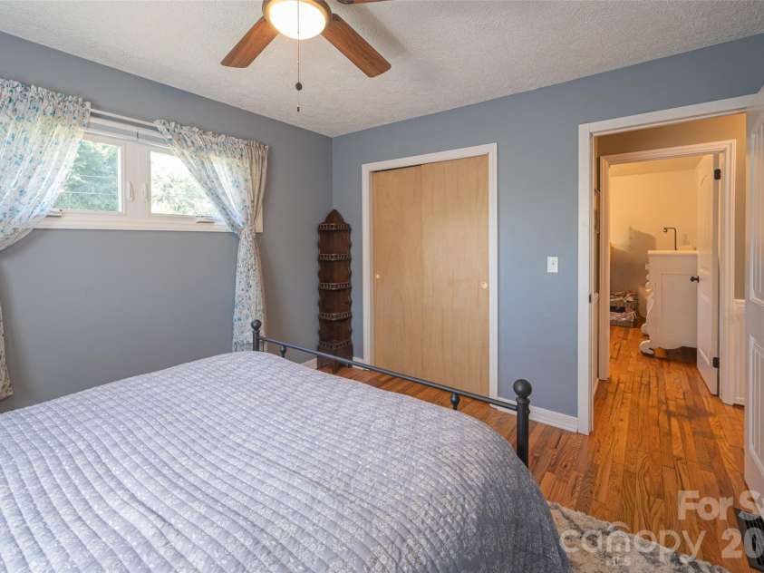 1928 Marigold Lane, Hudson, NC 28638.  MLS# CAR4397368, YatesRealty ID 35389. 
