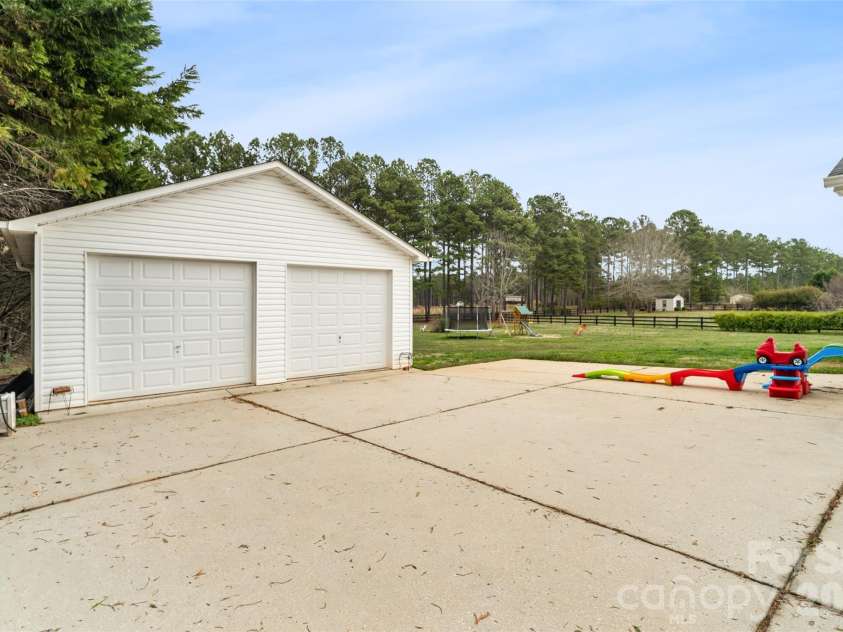 2642 Gradys Ground Drive, McConnells, SC 29726.  MLS# CAR4352555, YatesRealty ID 3539. Detached 2 car garage
