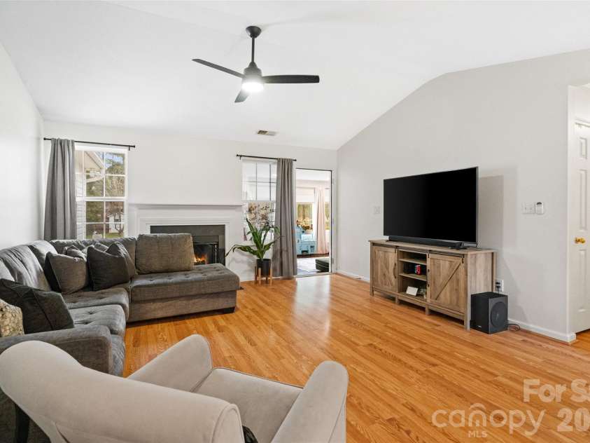 2642 Gradys Ground Drive, McConnells, SC 29726.  MLS# CAR4352555, YatesRealty ID 3539. Vaulted living room