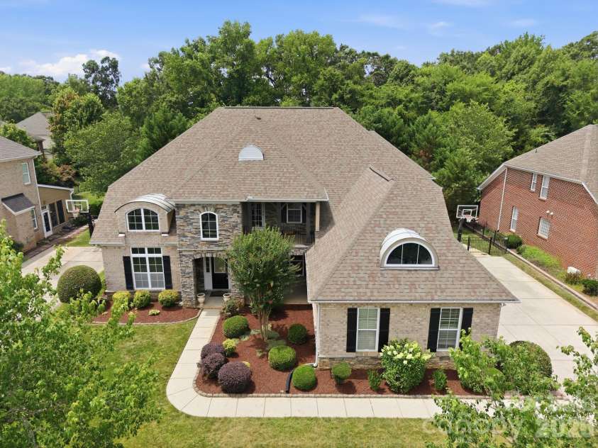 6812 Creek Road, Charlotte, NC 28277.  MLS# CAR4412283, YatesRealty ID 35390. 